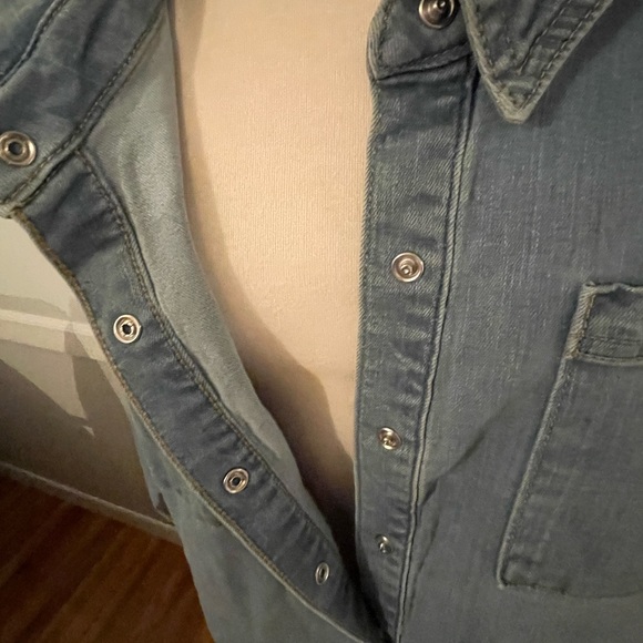 Jean shirt - Picture 3 of 5